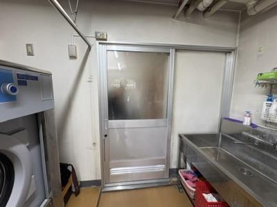 ミネトーヨー住器の【施工事例】建付けの悪くなった片引き戸復旧工事の施工事例詳細写真3