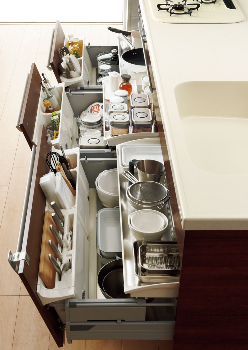 八千代市 玄関リフォーム リシェントならリクシルfc マドリエ八千代 千葉西トーヨー住器へ