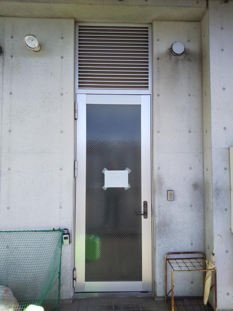 ドア取替工事