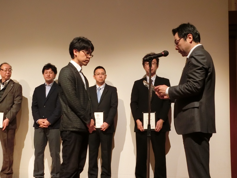 小玉硝子トーヨー住器 千歳支店